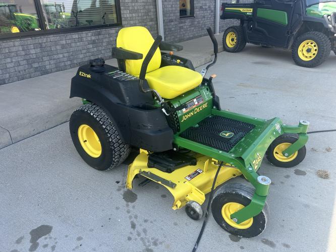 John Deere Z445