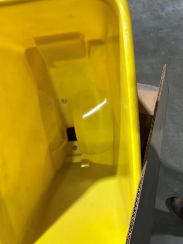 John Deere NEW BA28956 1.6 BU VAC HOPPER W/ LID