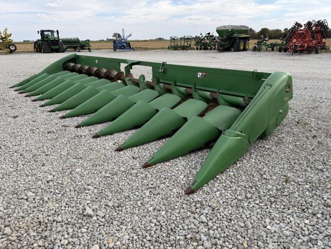 John Deere 612C