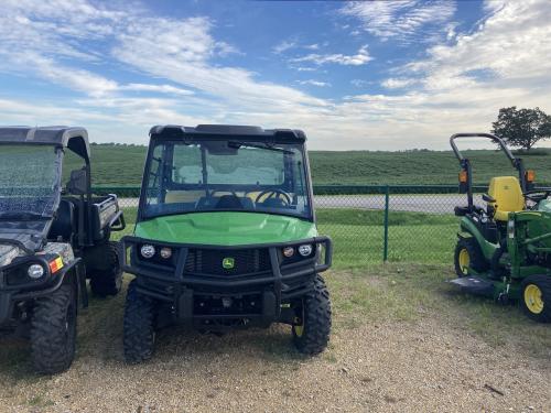 2022 John Deere XUV835M