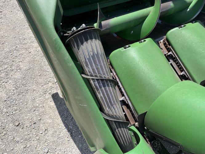 John Deere C8R