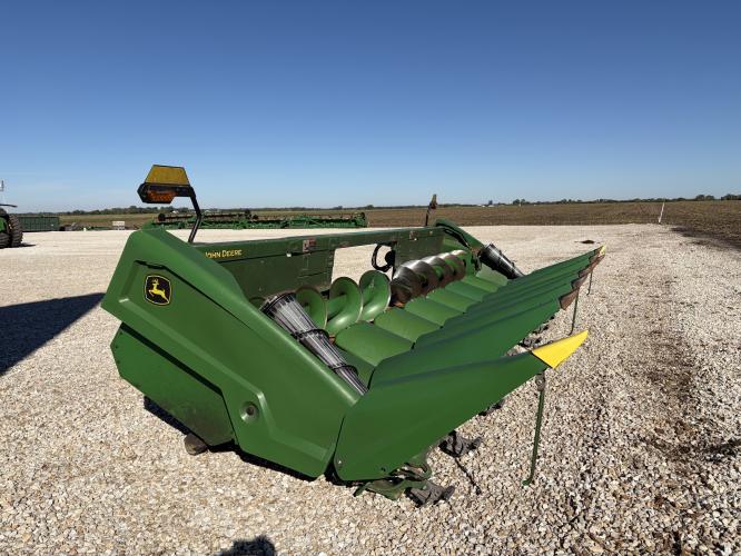 John Deere C8R