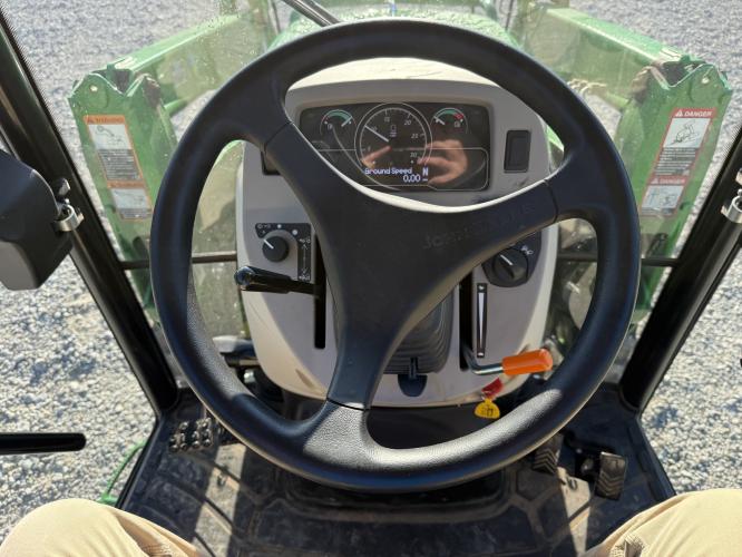 John Deere 4052R