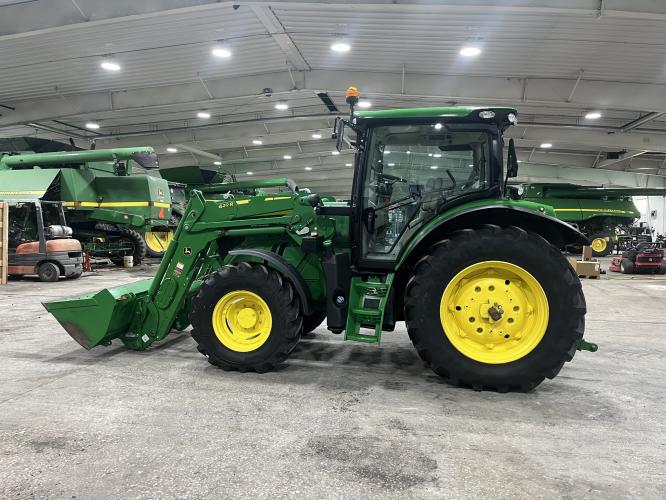 John Deere 6130R