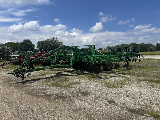 John Deere 2730