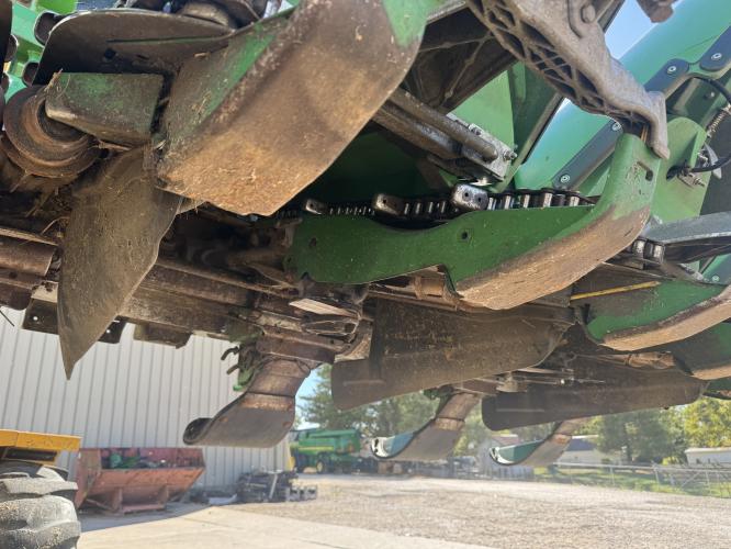 John Deere C8R