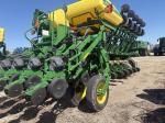 John Deere 1790