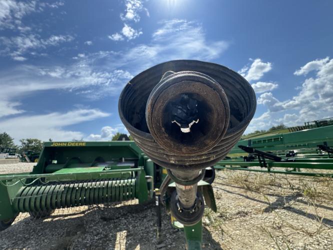 John Deere 348