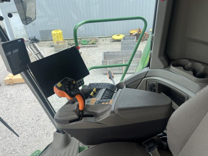 John Deere S7 800