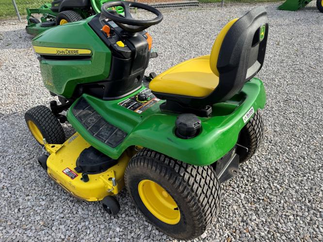 John Deere X390