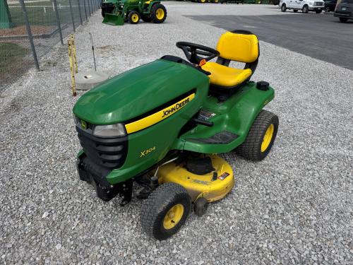 2012 John Deere X304