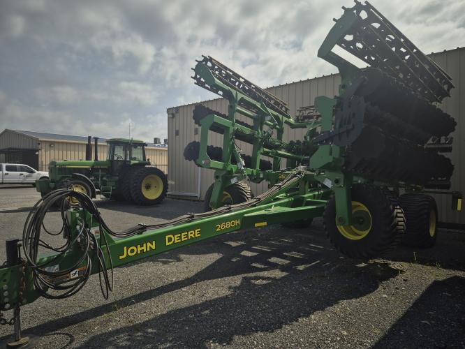 John Deere 2680H