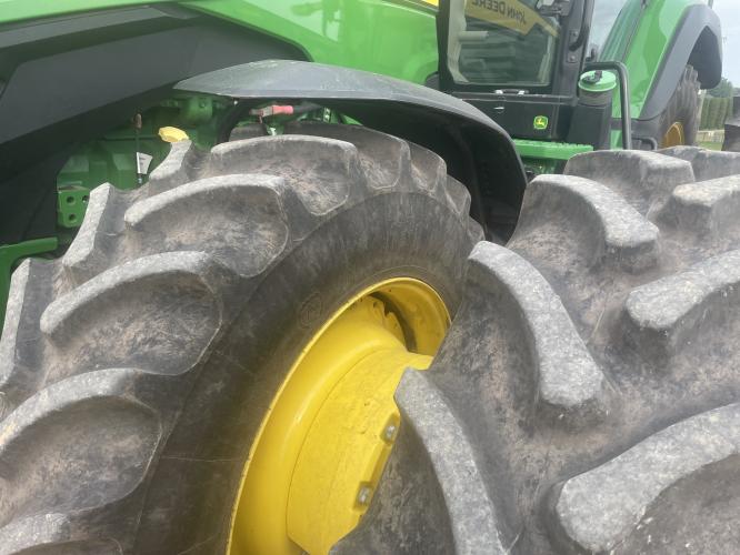 John Deere 8R 370