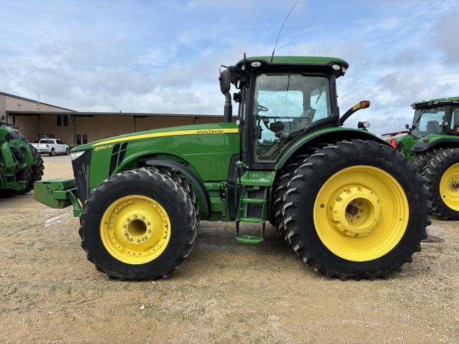 John Deere 8360R
