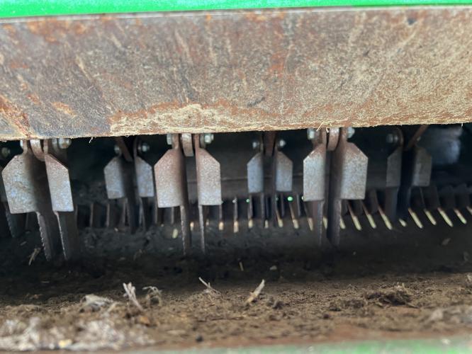 John Deere S670