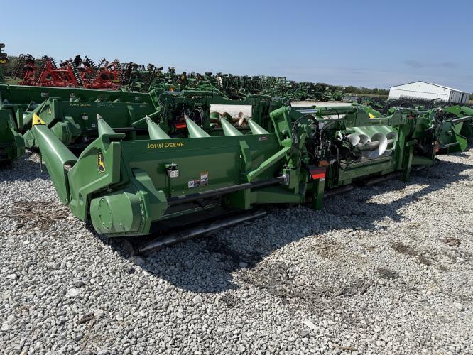 John Deere C12F