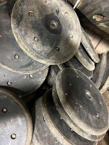 John Deere AA39968 CLOSING WHEEL