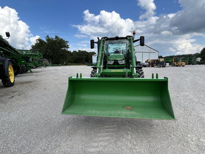 John Deere 6R 130