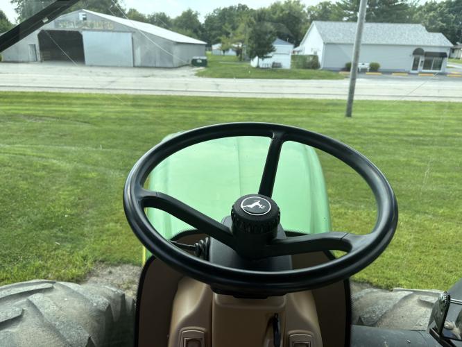 John Deere 9530