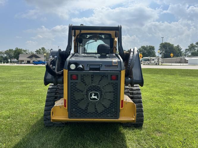 John Deere 325G
