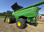 John Deere S7 700