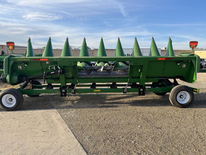 John Deere 708C