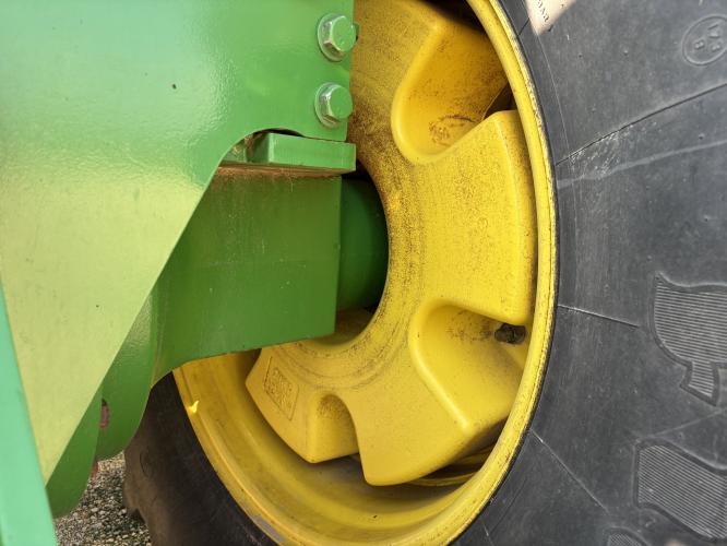 John Deere 9530