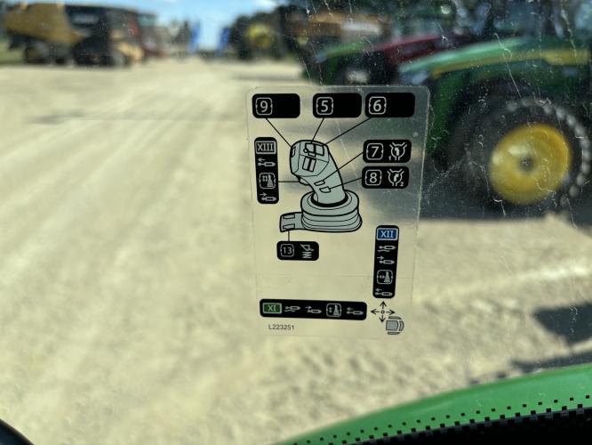 John Deere 6R 130