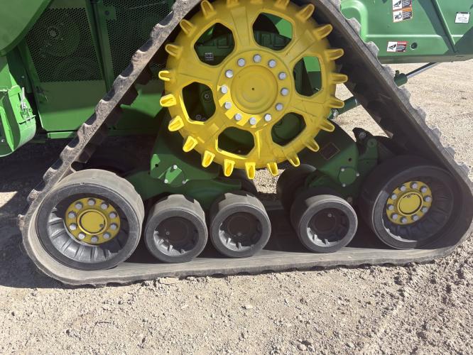 John Deere S790