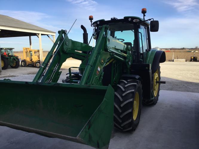 John Deere 6120M
