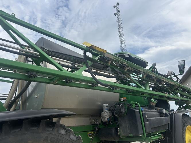 John Deere 612R
