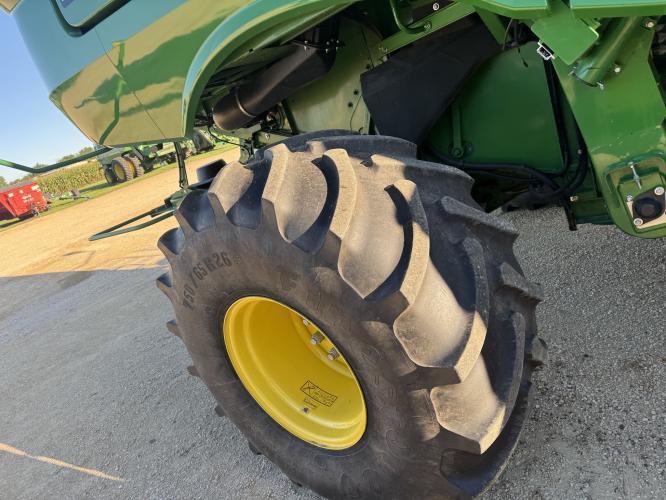 John Deere S780