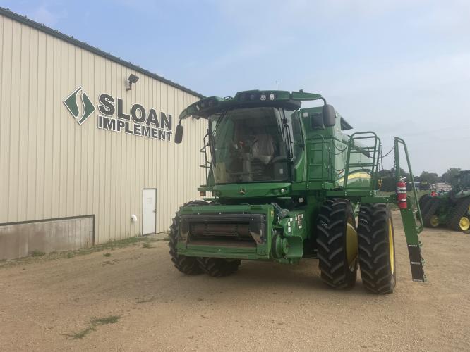 John Deere S760