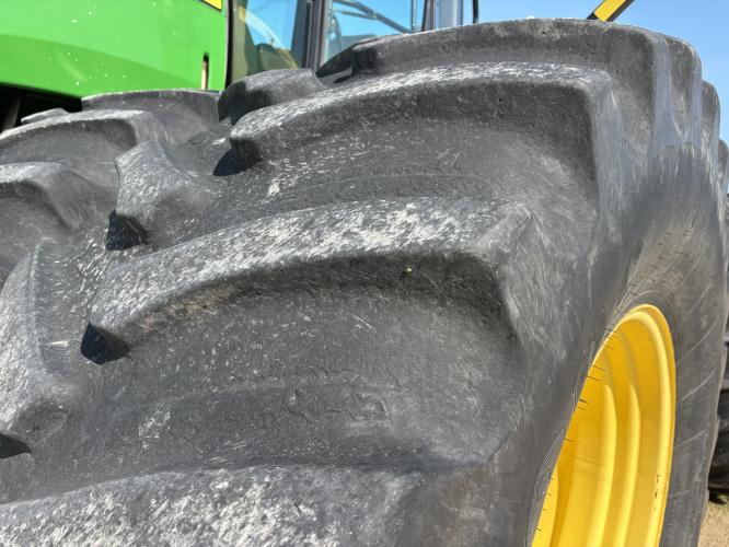 John Deere 9530