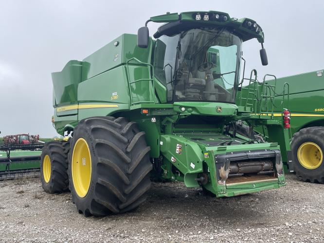 John Deere S780