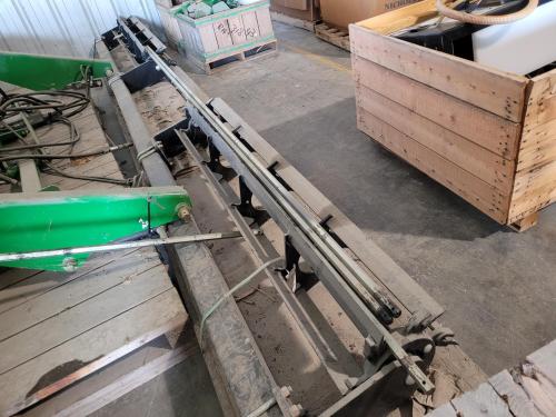 2013 John Deere Basket