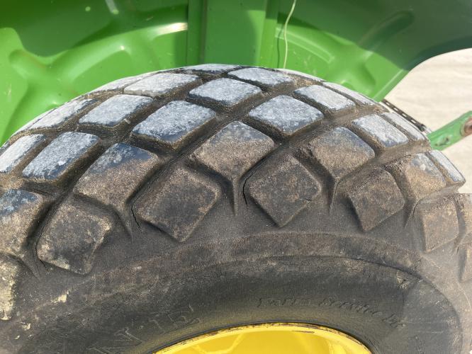 John Deere 850