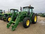 John Deere 6135E