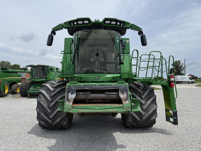 John Deere S790