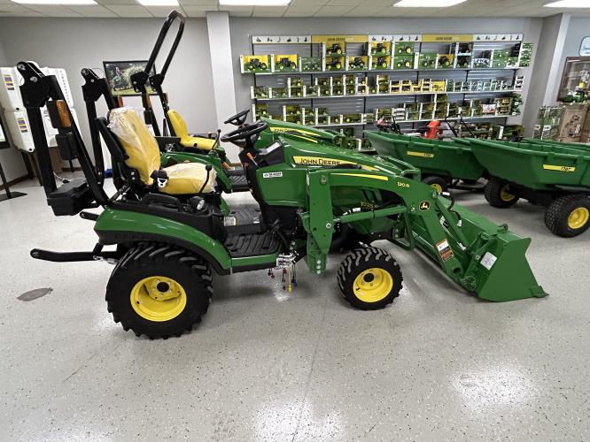 John Deere 1025R