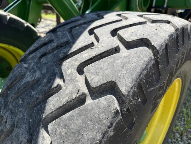 John Deere 2730