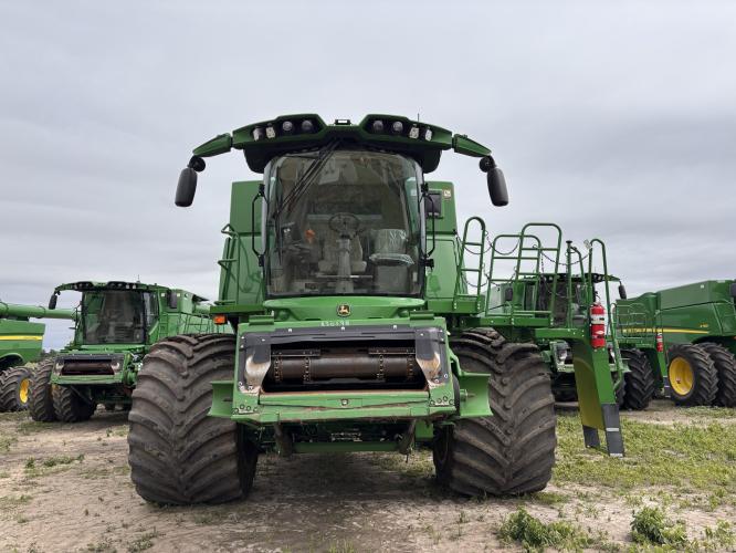 John Deere S790