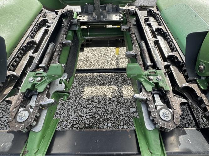 John Deere C8R