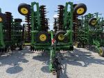 John Deere 2330