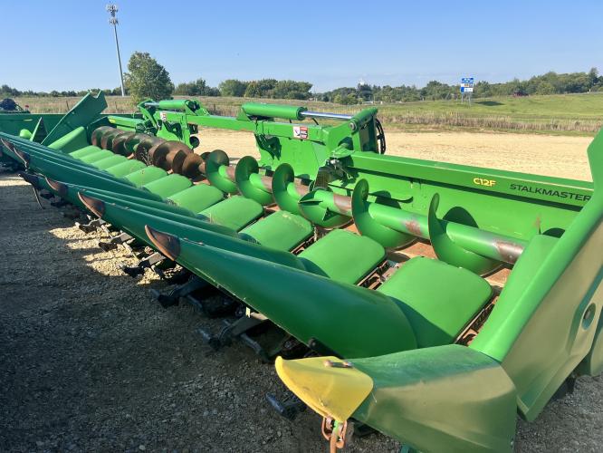 John Deere C12F