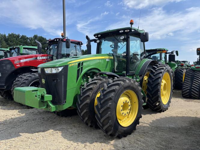 John Deere 8360R