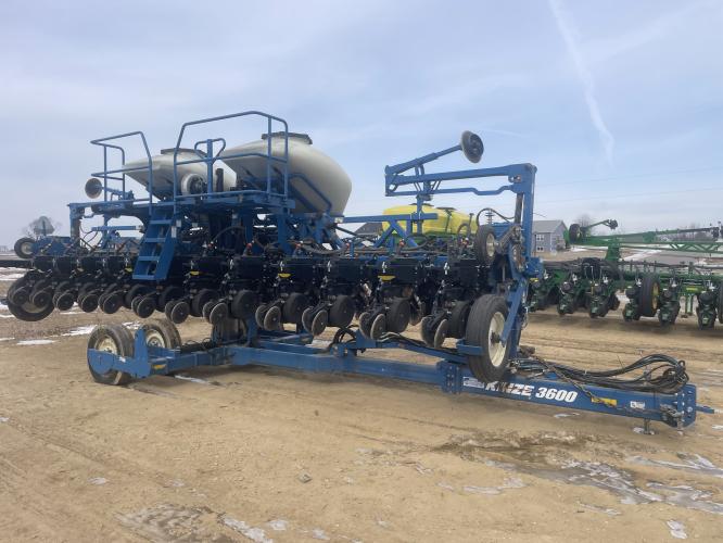 Kinze 3600