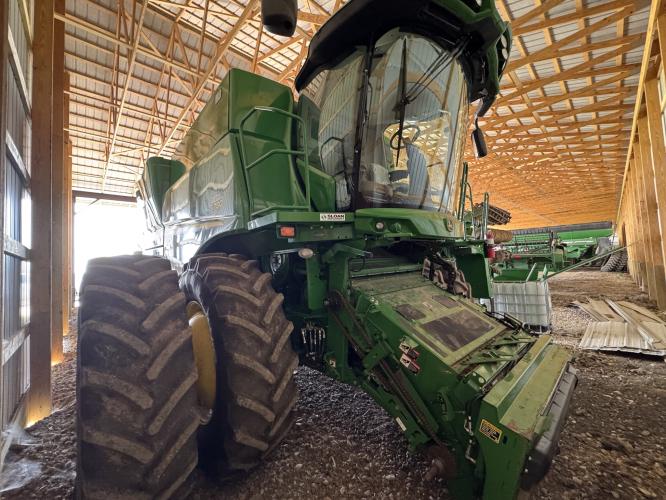 John Deere S780