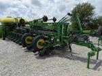 John Deere 1775NT