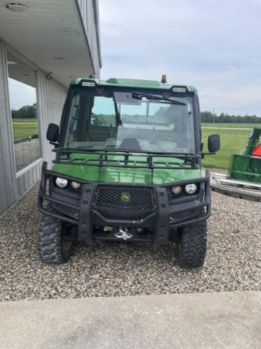 John Deere XUV835R Premium Cab
